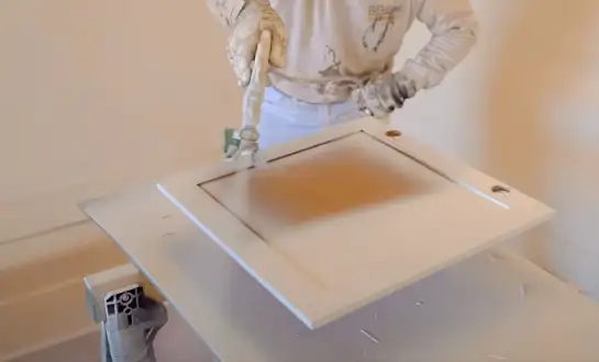 Cabinet spray painting