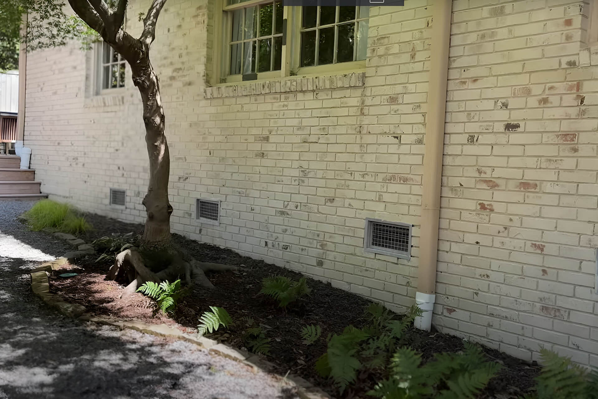 Limewash painting Exterior house painting